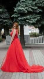 Ekskluzywna suknia wieczorowa z trenem