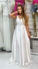 Sukienka ślubna satyna