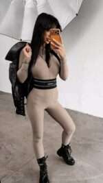 Kombinezon Nowela olavoga